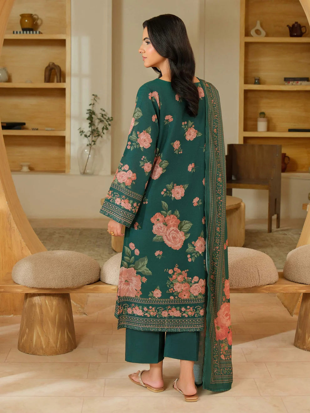 3 Piece Khaddar Suit-Printed (Unstitched)