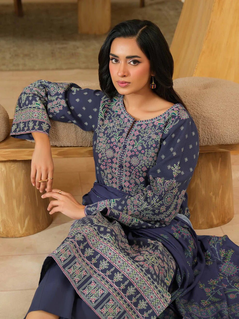 3 Piece Khaddar Suit-Paste Print (Unstitched)
