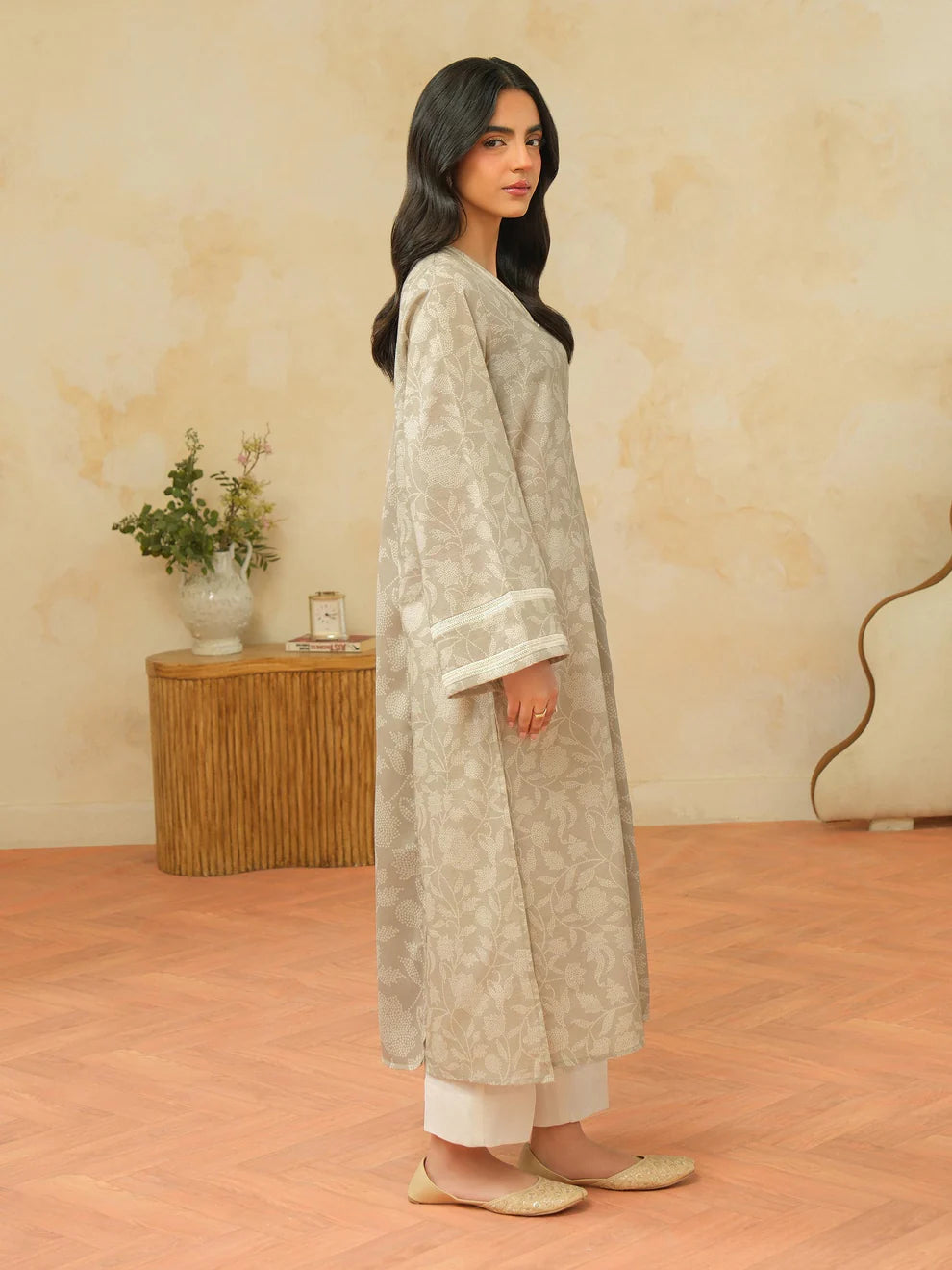 2 Piece Khaddar Suit-Printed (Unstitched)