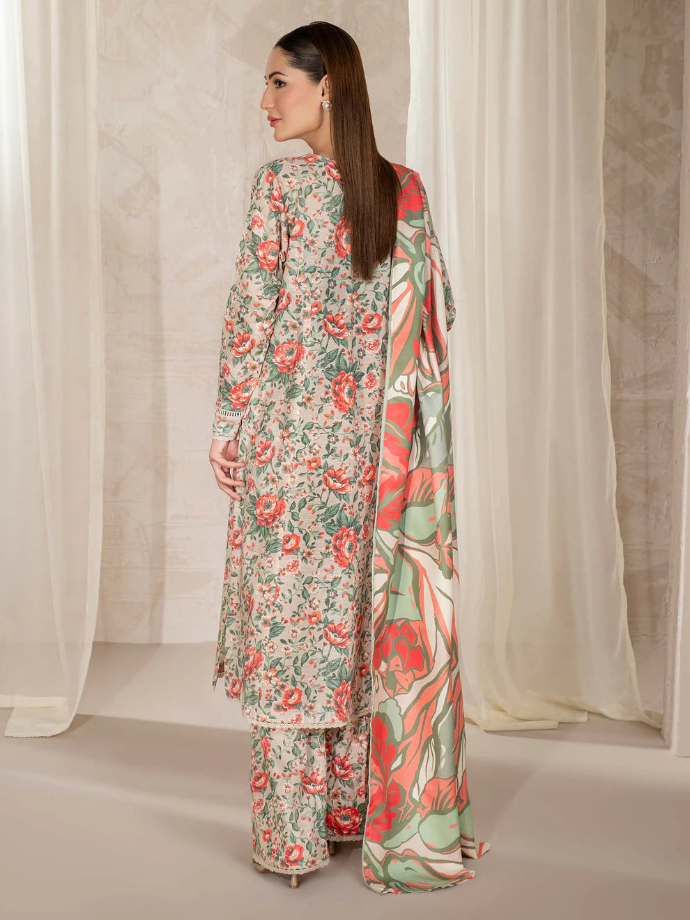 3 Piece Khaddar Suit-Printed (Unstitched)