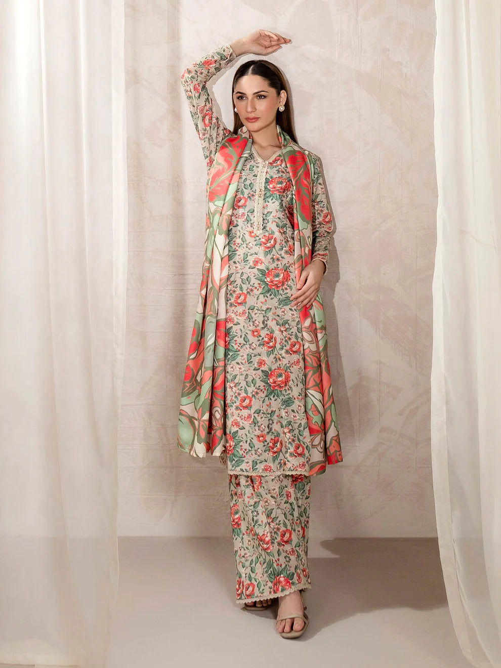 3 Piece Khaddar Suit-Printed (Unstitched)